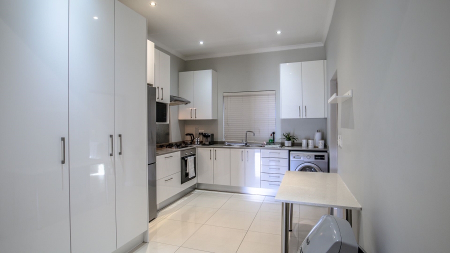 9 Bedroom Property for Sale in Mount Rhodes Western Cape